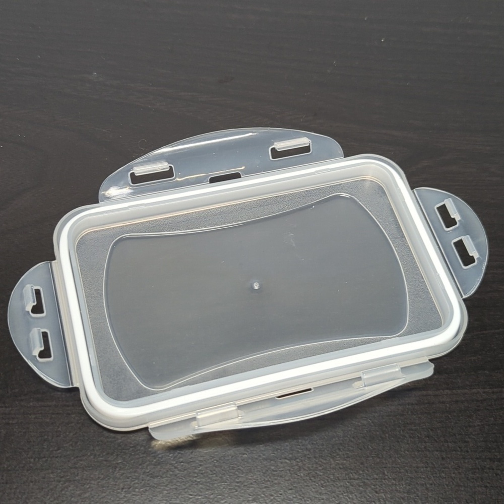 NWOT Adrienne Vittadini insulated lunch tote with three-piece container set - Picture 11 of 12